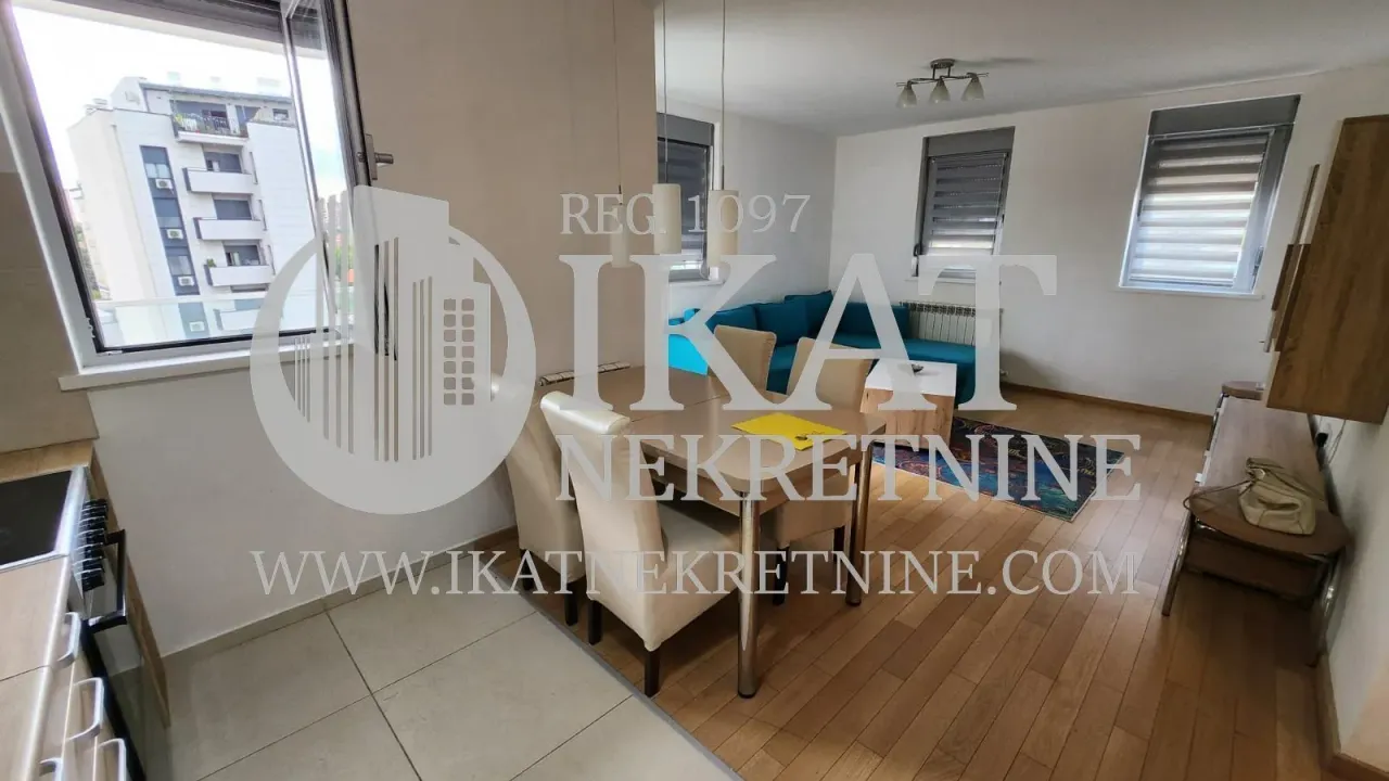 Izdavanje, dvosoban stan, 61m², Cvetkova Pijaca, Zvezdara Sve Podlokacije