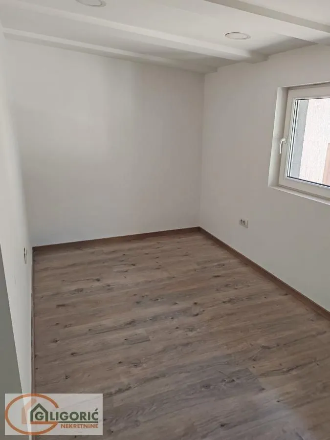 Prodaja, trosoban stan, 72m², Profesorska Kolonija, Palilula Sve Podlokacije