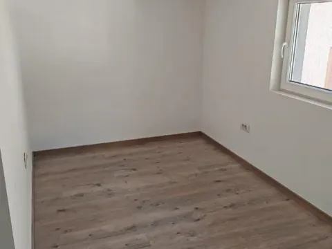 Sale, three bedroom apartment, 95m², Profesorska Kolonija, Palilula Sve Podlokacije - image 4