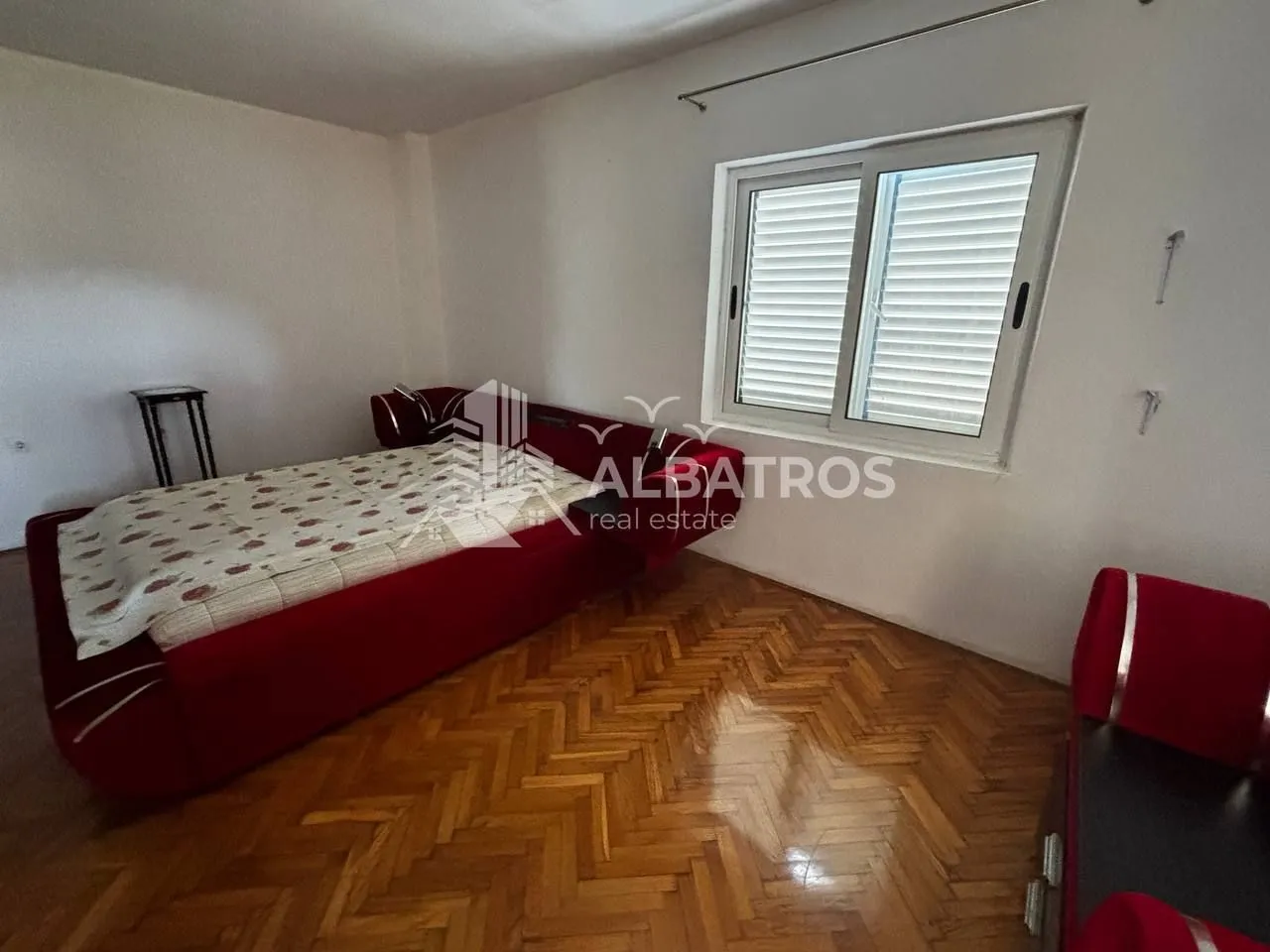 Rent, house, 150m², Polje, Bar