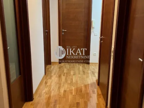 Prodaja, dvosoban stan, 81m², Vračar Hram, Vračar Sve Podlokacije - image 4