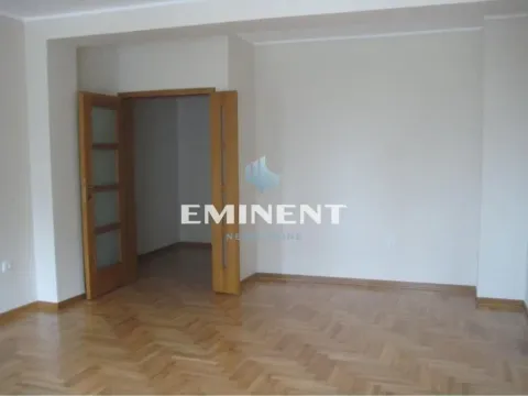 Izdavanje, trosoban stan, 80m², Denkova Basta, Zvezdara Sve Podlokacije - image 4