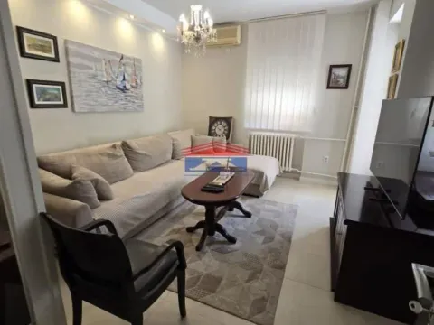 Izdavanje, dvosoban stan, 50m², Grbavica, Novi Sad Sve Podlokacije - image 4
