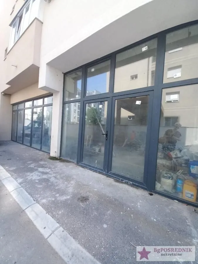Prodaja, poslovni prostor, 171m², Čukarica, Beograd