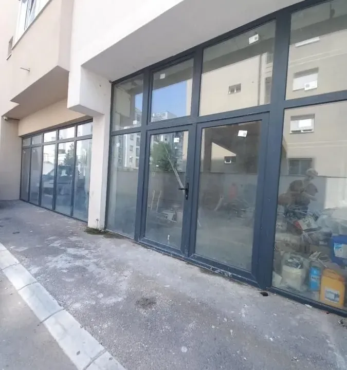 Sale, office space, 171m², Čukarica, Beograd