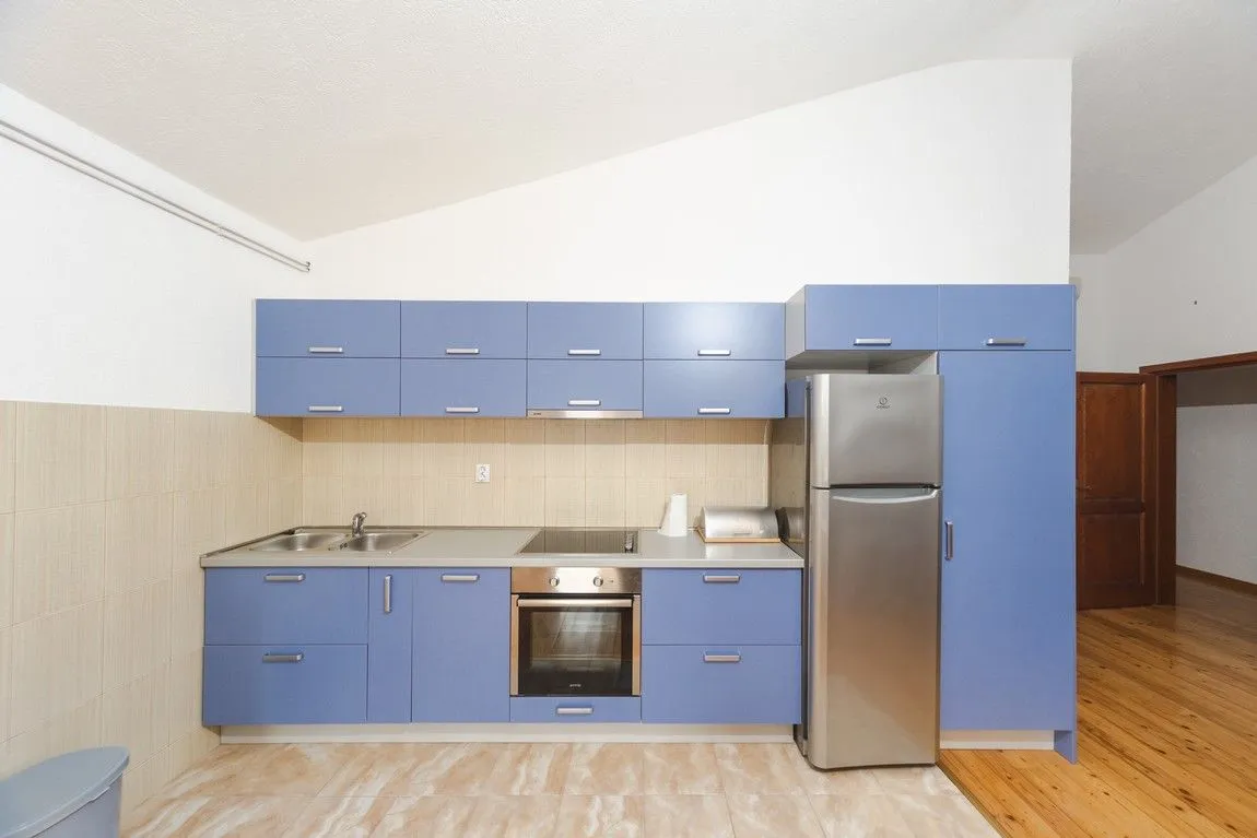 Sale, house, 458m², Kuljače, Budva