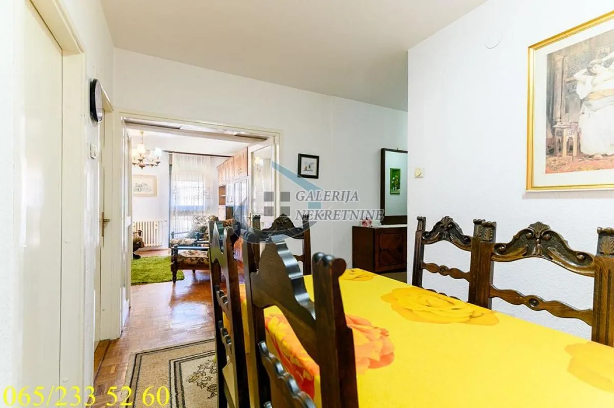 Prodaja, trosoban stan, 92m², Vidikovački venac, Rakovica