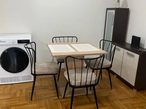 Izdavanje, dvosoban stan, 47m², City Kvart, Podgorica - image 9