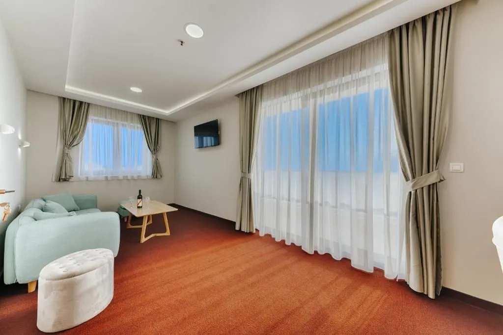 Sale, house, 12000m², Dobre Vode, Bar
