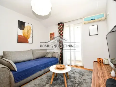 Izdavanje, jednosoban stan, 42m², City Kvart, Podgorica - image 8