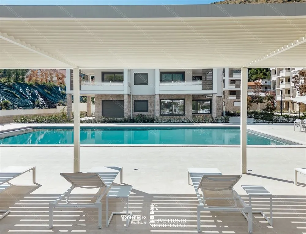 Prodaja, dvosoban stan, 76m², Igalo, Herceg Novi