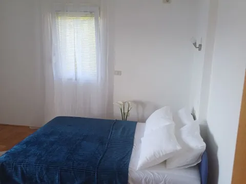 Rent, two bedroom apartment, 106m², Bonići, Tivat - image 17
