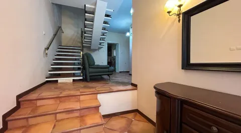 Sale, house, 270m², Dobrota, Kotor - image 11