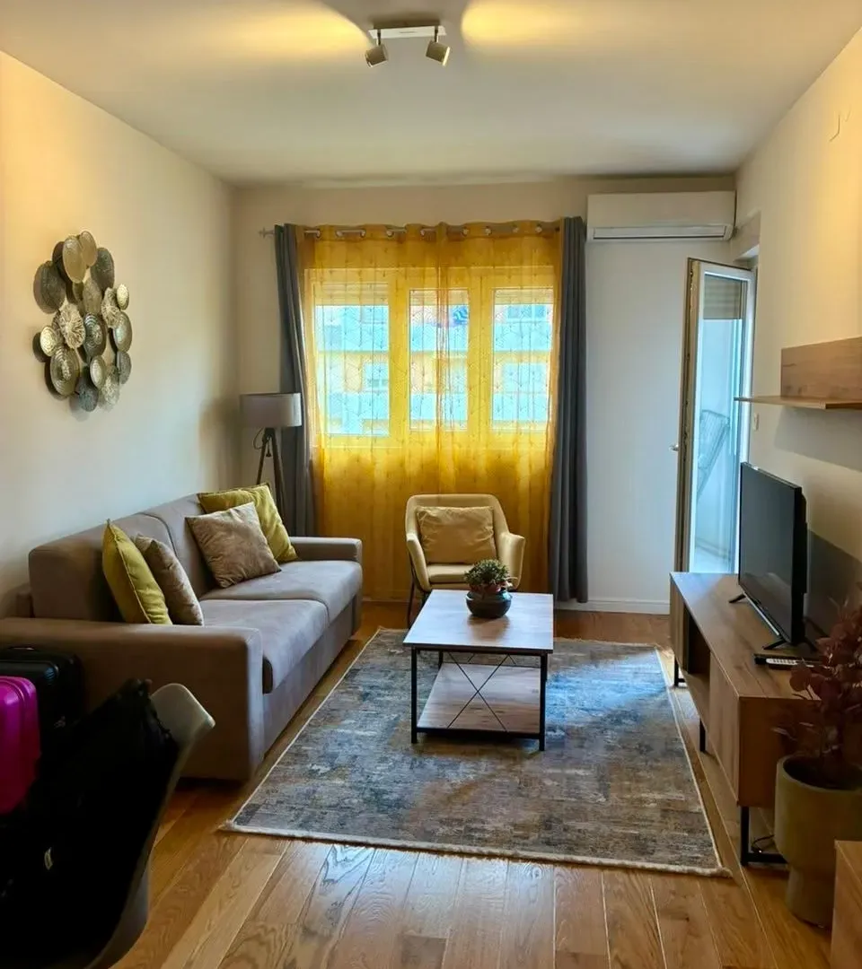 Prodaja, jednosoban stan, 46m², Central Point, Podgorica