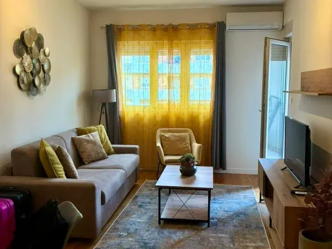 Prodaja, jednosoban stan, 46m², Central Point, Podgorica - image 2