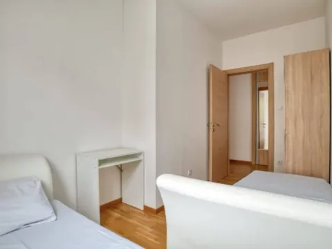 Rent, apartment, 70m², Bečići, Budva - image 4