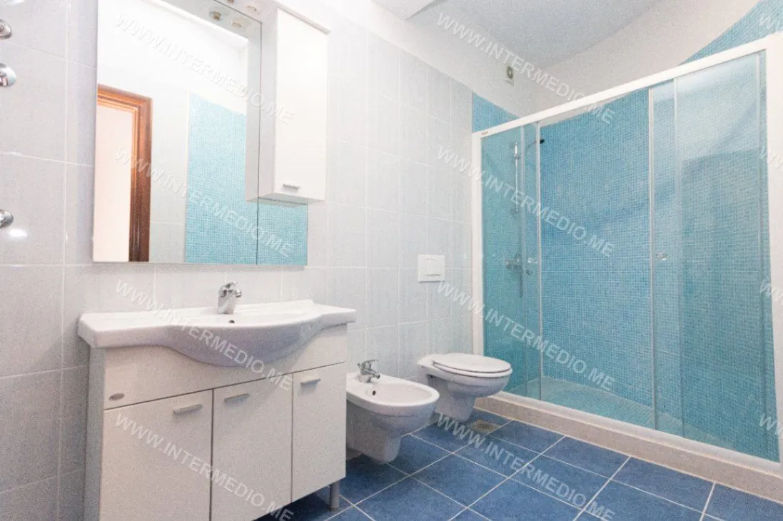 Prodaja, dvosoban stan, 126m², Igalo, Herceg Novi
