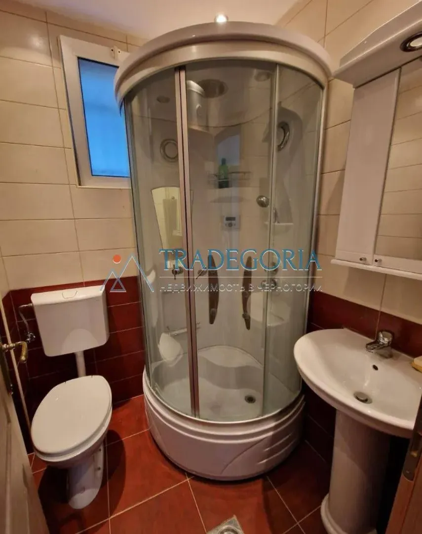 Prodaja, trosoban stan, 90m², Petrovac, Budva