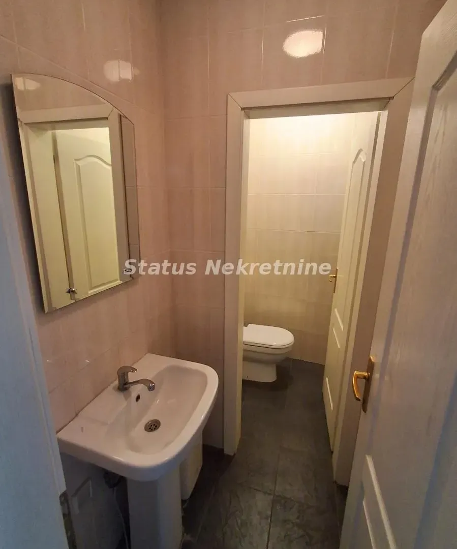 Rent, office space, 75m², Novi Sad, Srbija