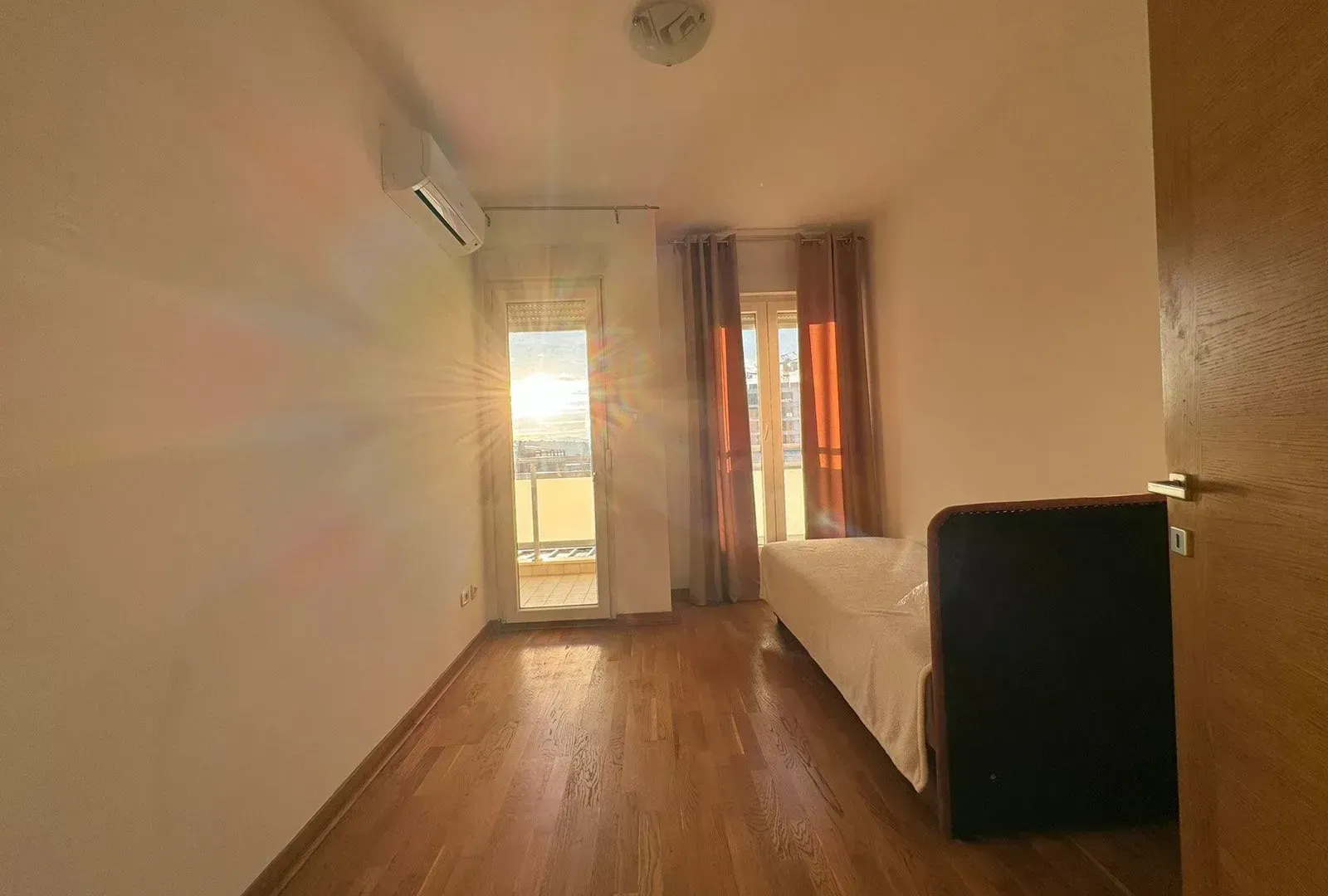 Rent, two bedroom apartment, 65m², City Kvart, Podgorica