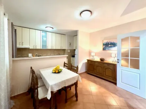 Prodaja, dvosoban stan, 74m², Seljanovo, Tivat - image 5