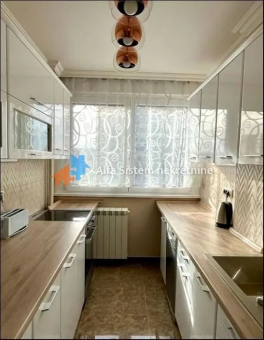 Rent, two bedroom apartment, 50m², Južni Bulevar, Vračar Sve Podlokacije