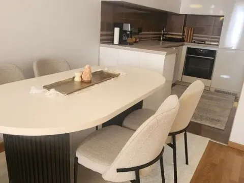 Prodaja, jednosoban stan, 51m², Stari Aerodrom, Podgorica - image 5