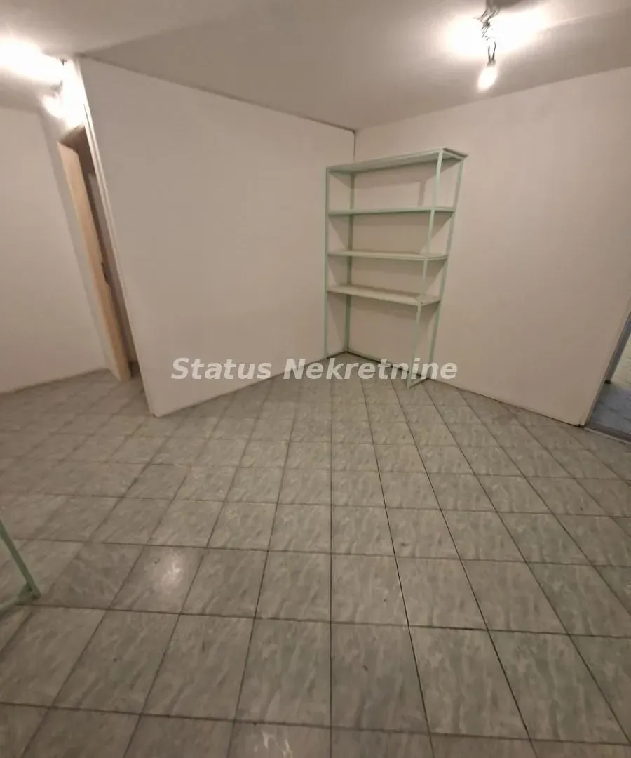 Rent, office space, 94m², Rotkvarija, Novi Sad Sve Podlokacije