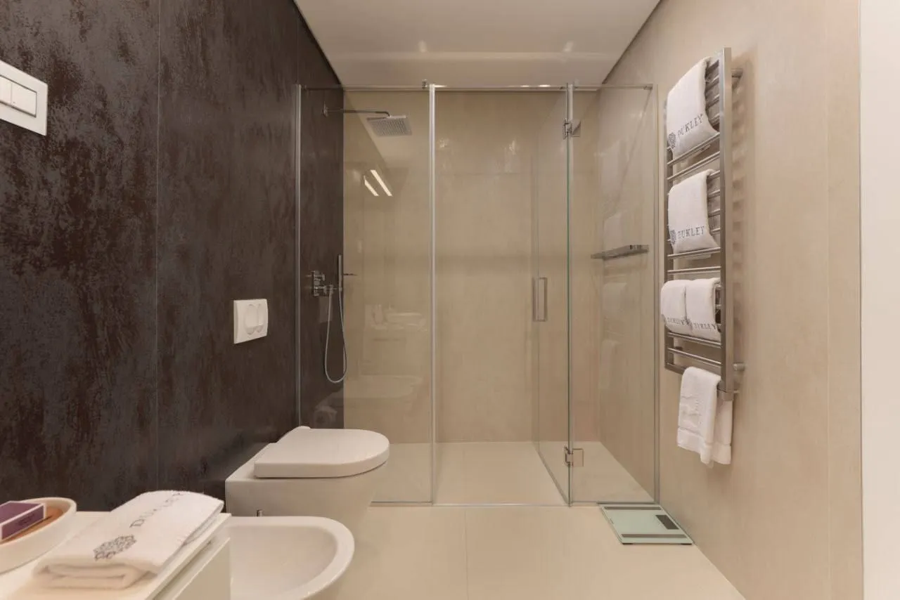 Sale, three bedroom apartment, 282m², Dukley Gardens, Budva