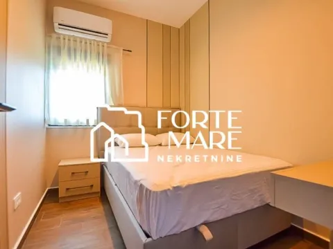 Prodaja, dvosoban stan, 61m², Njivice, Herceg Novi - image 7