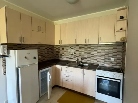 Izdavanje, trosoban stan, 67m², Banjica, Voždovac Sve Podlokacije - image 7
