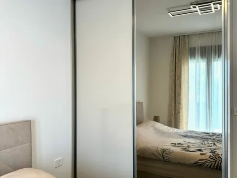 Izdavanje, jednosoban stan, 45m², City Kvart, Podgorica - image 9