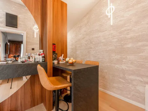 Sale, two bedroom apartment, 81m², Petrovac, Budva - image 13