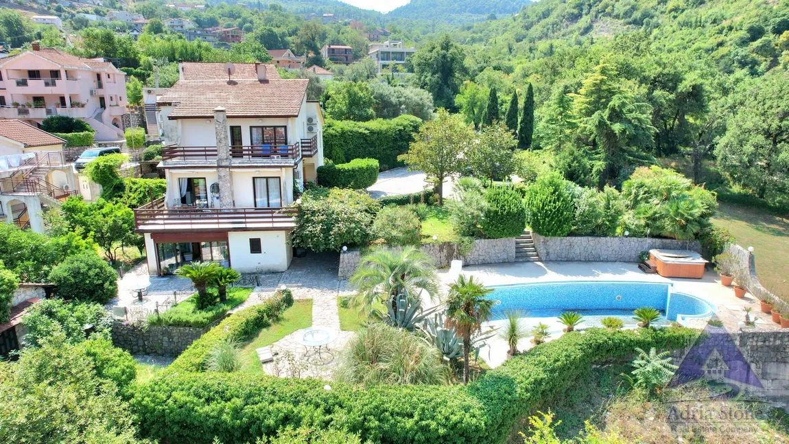 Sale, house, 1500m², Škaljari, Kotor