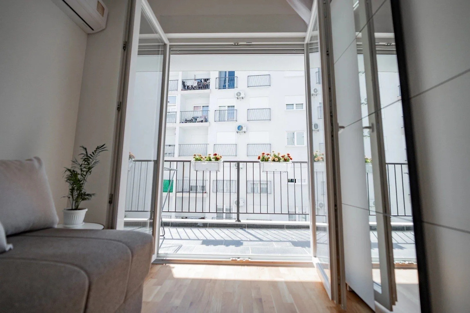 Sale, apartment, 46m², Podkošljun, Budva