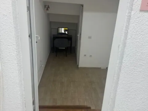 Prodaja, poslovni prostor, 15m², Centar, Podgorica - image 5