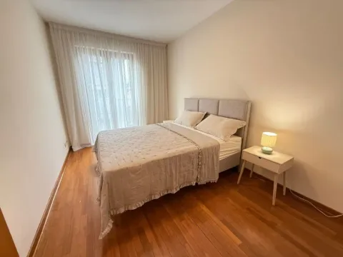 Rent, four bedroom apartment, 200m², Gorica C, Podgorica - image 10