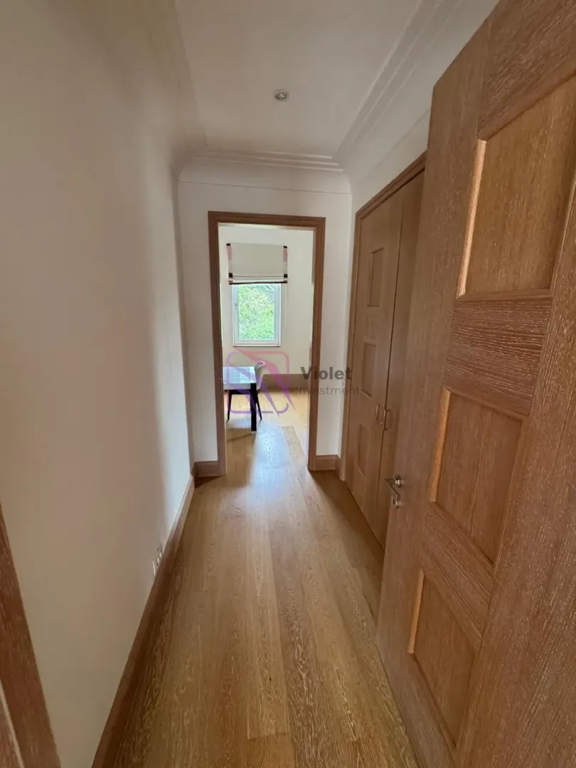 Rent, four bedroom apartment, 240m², Porto Montenegro, Tivat
