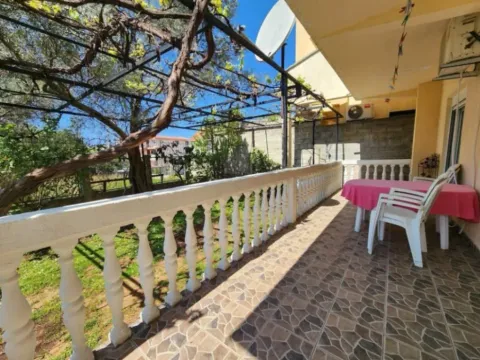 Izdavanje, trosoban stan, 120m², Burtaiši, Bar - image 9