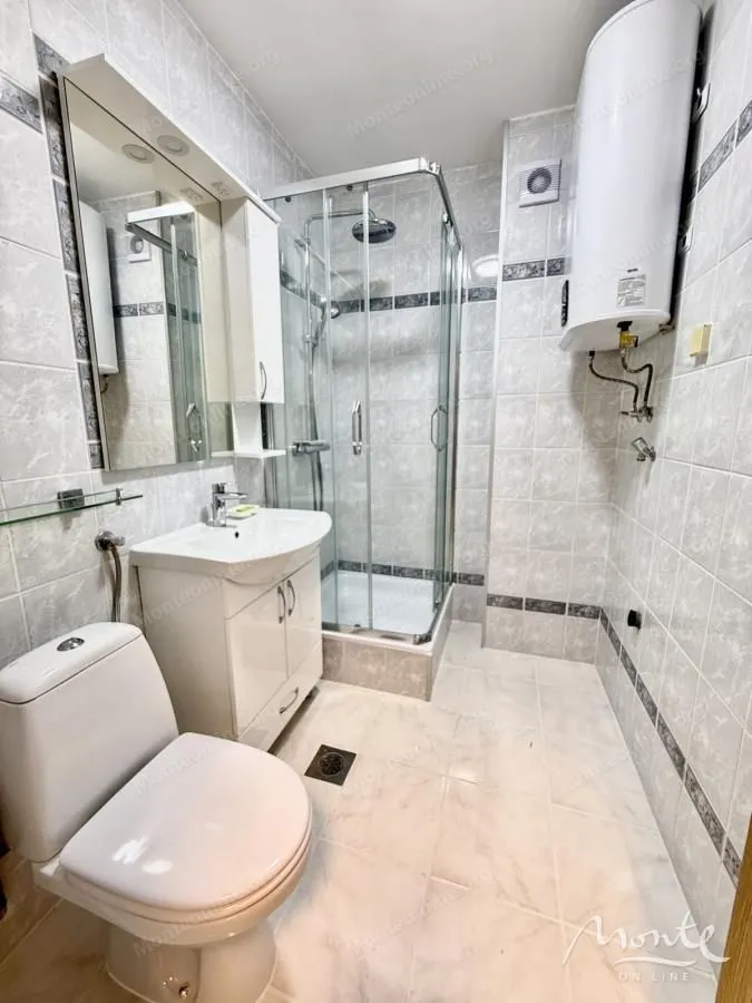 Sale, one bedroom apartment, 45m², Sveti Stefan, Budva