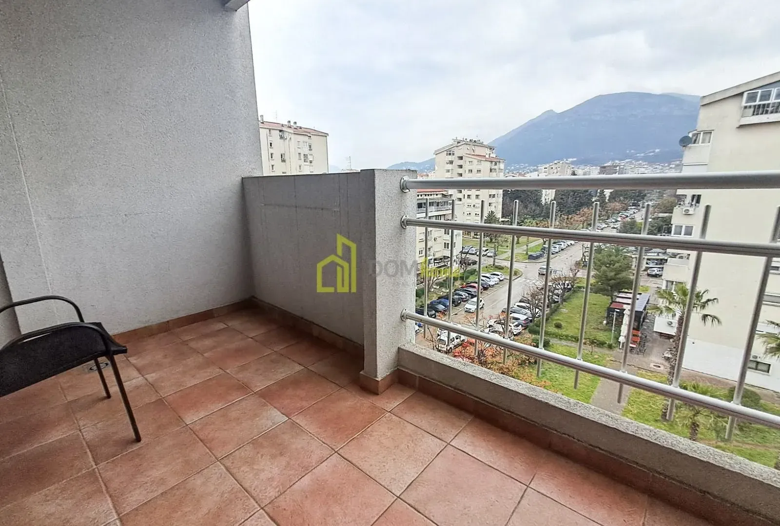 Izdavanje, dvosoban stan, 75m², Čeluga, Bar