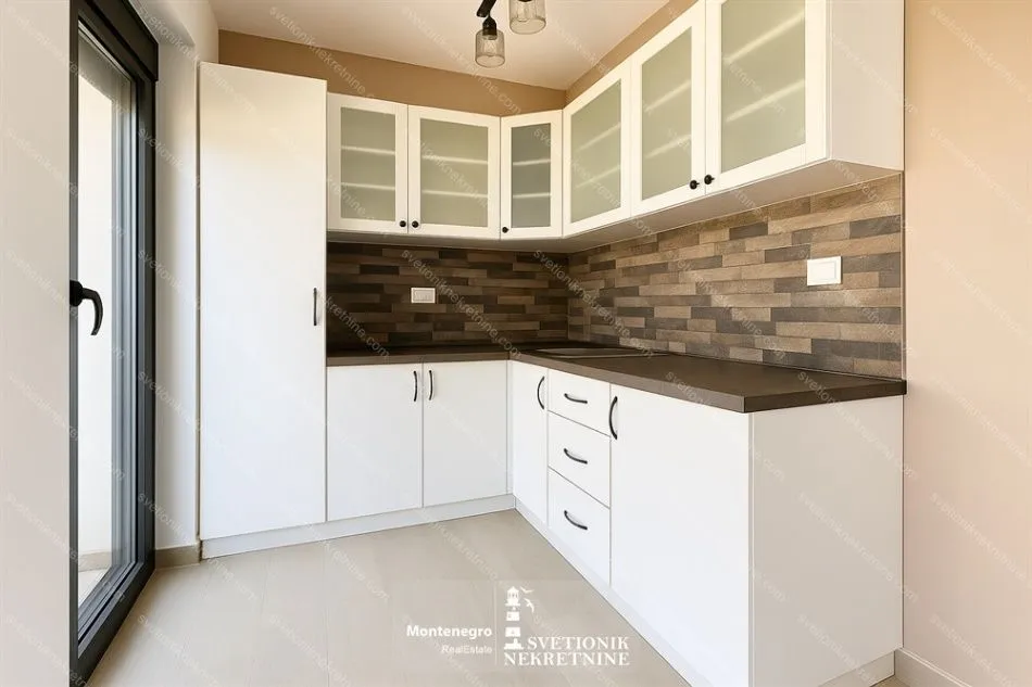 Prodaja, jednosoban stan, 50m², Kumbor, Herceg Novi