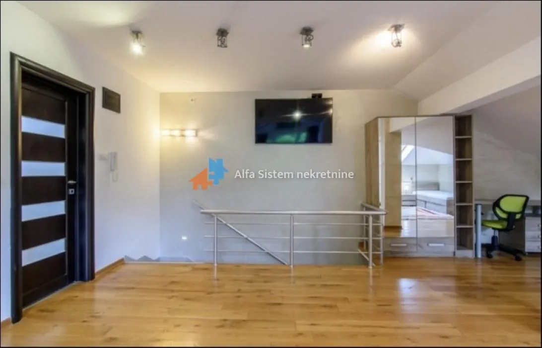 Rent, house, 220m², Savski Venac, Beograd