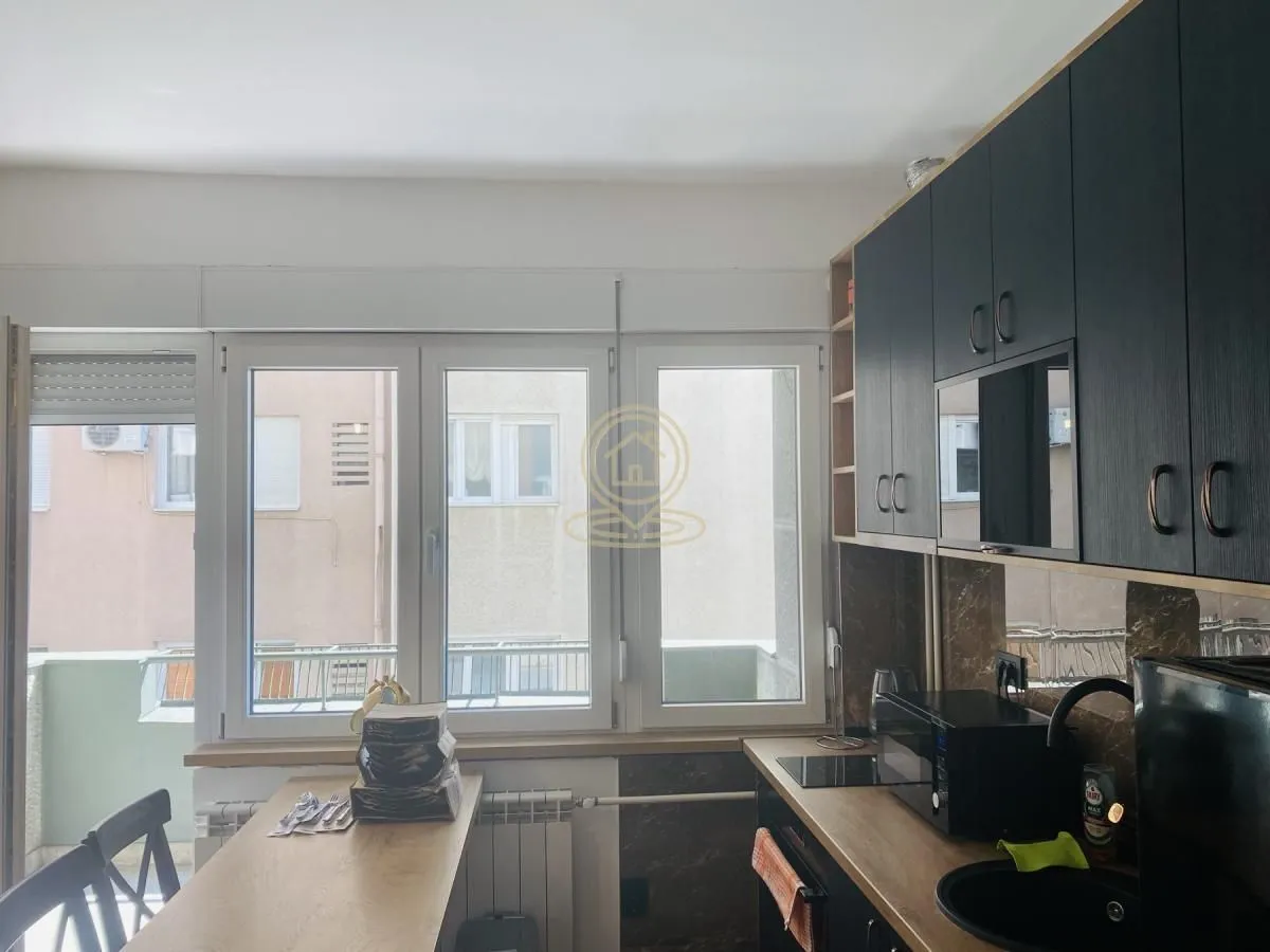 Rent, two bedroom apartment, 45m², Stari Grad, Beograd