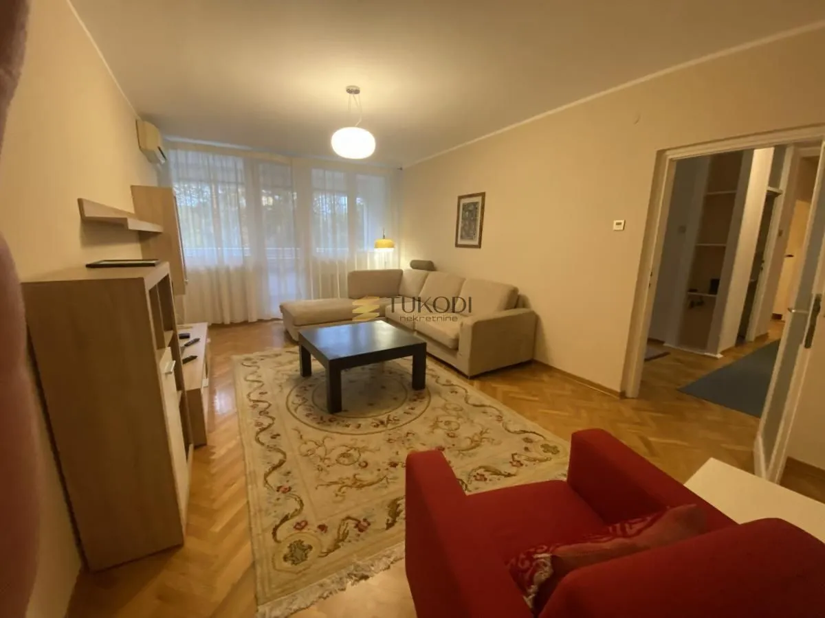 Izdavanje, trosoban stan, 78m², Novi Beograd Sve Podlokacije, Beograd