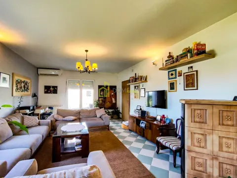 Prodaja, kuća, 150m², Tološi, Podgorica - image 20