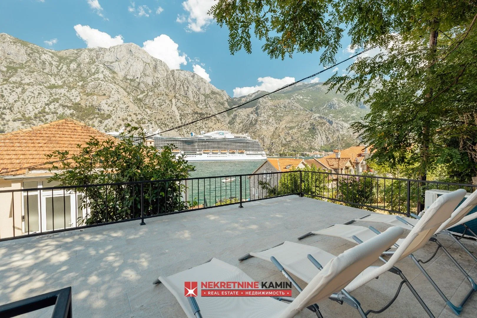 Prodaja, trosoban stan, 103m², Muo, Kotor