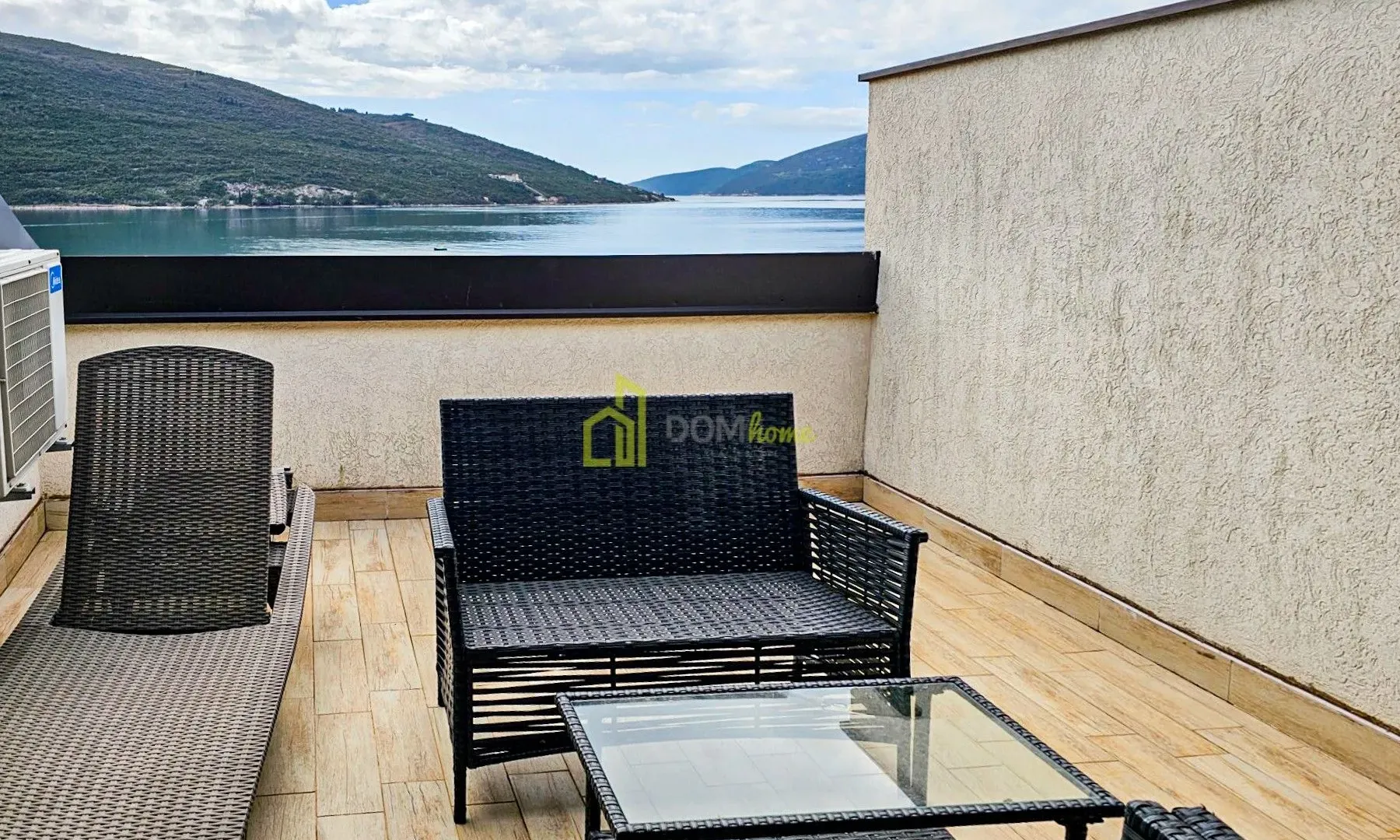 Prodaja, dvosoban stan, 68m², Kumbor, Herceg Novi