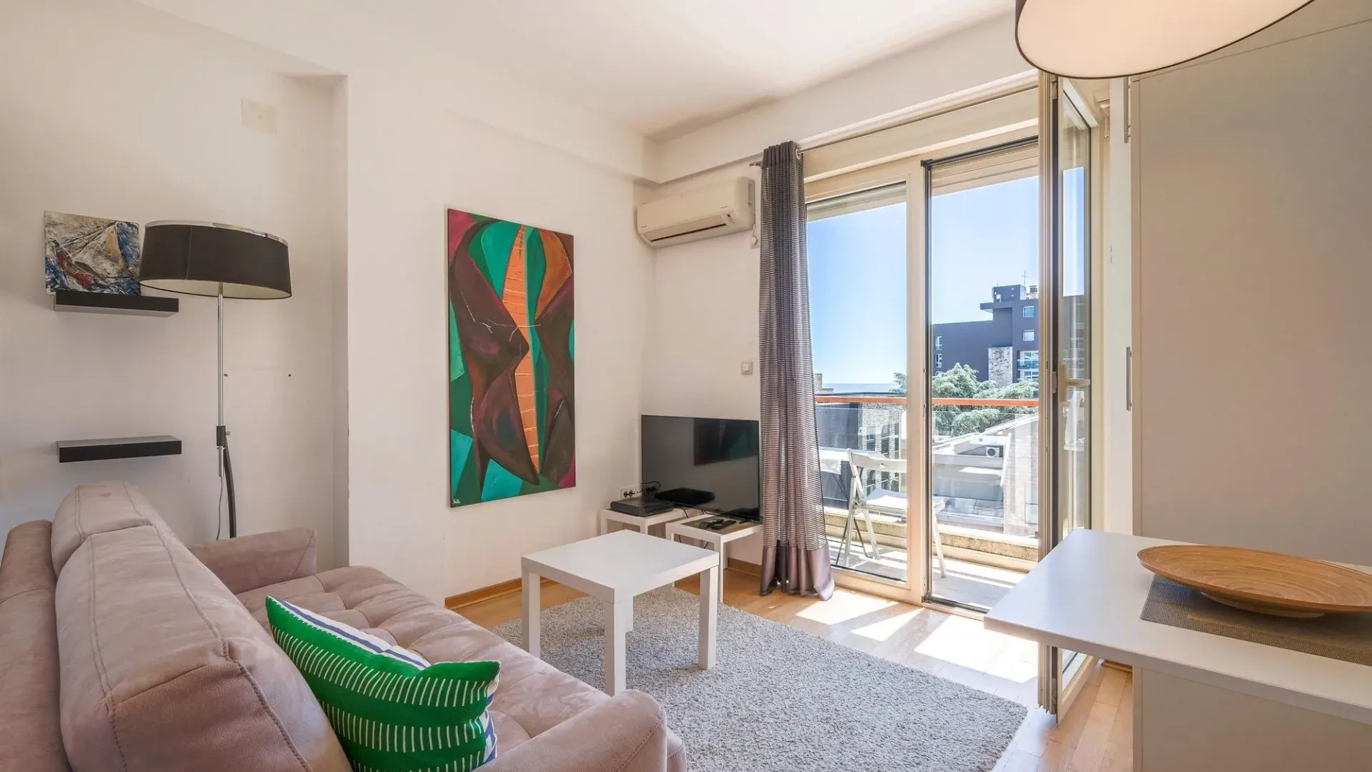 Prodaja, dvosoban stan, 75m², Budva, Crna Gora