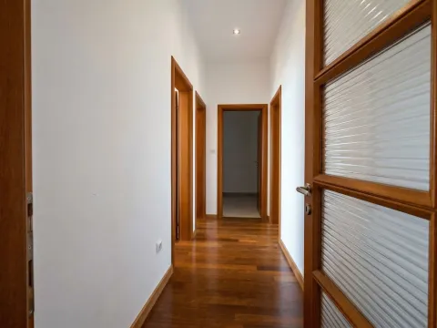 Sale, apartment, 191m², Kamenovo, Budva - image 5